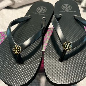 Tory Burch Thin Flip Flops